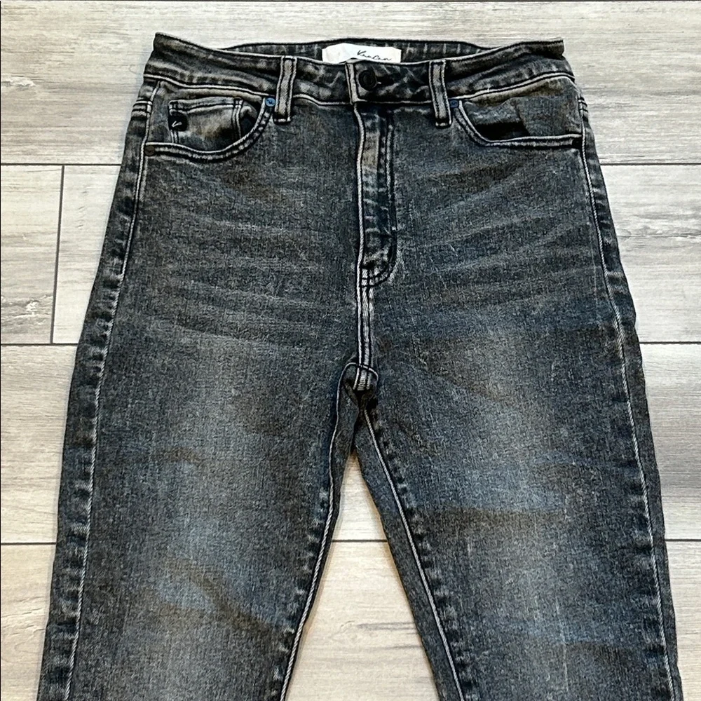 KanCan Nylah super skinny high ride jeans in black acid wash size 28
